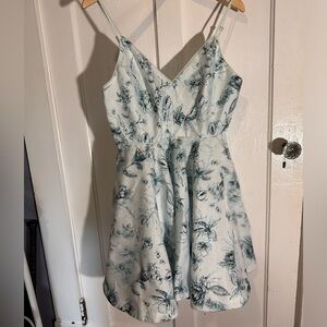 NWT urban outfitters 3D dress
